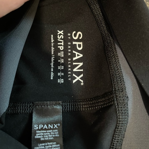BNIP SPANX EveryWear Leggings - Picture 3 of 4
